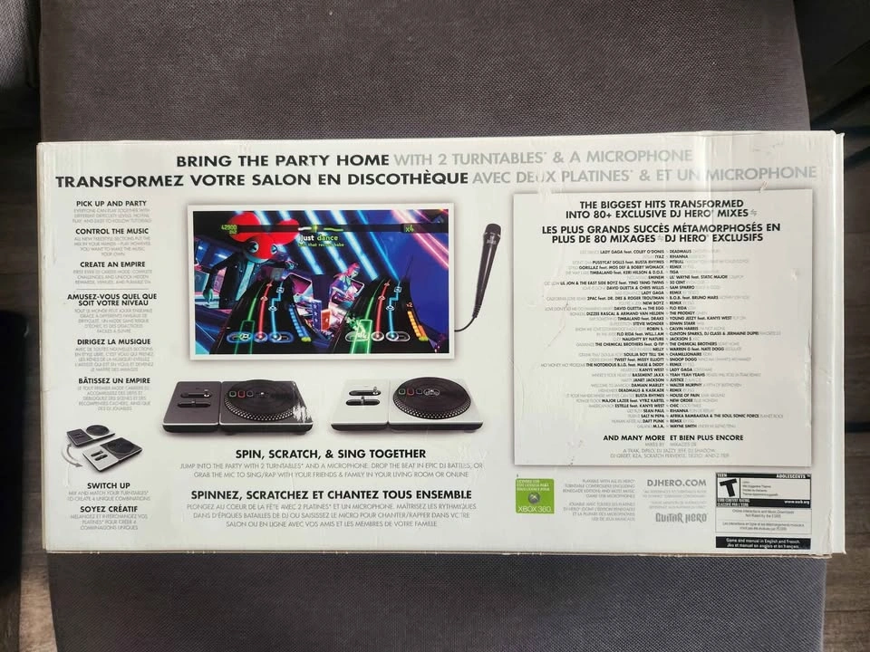 XBOX 360 DJ Hero 2 Party Bundle - photo 2