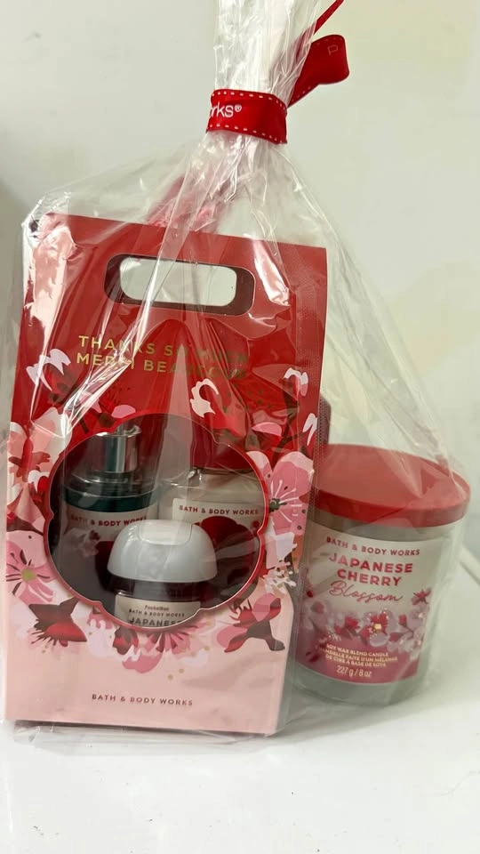 Bath and Body Works gift set