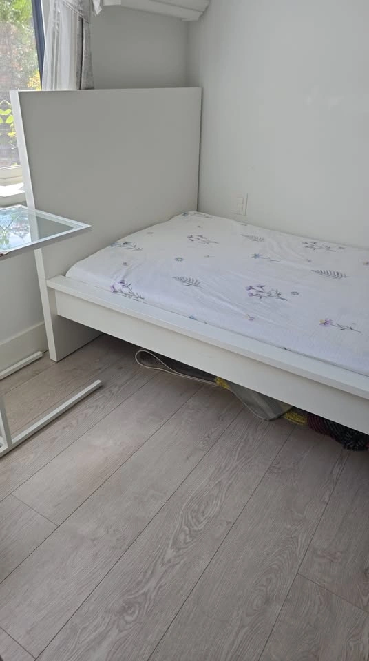 Single Bed Frame with Mattress - photo 3