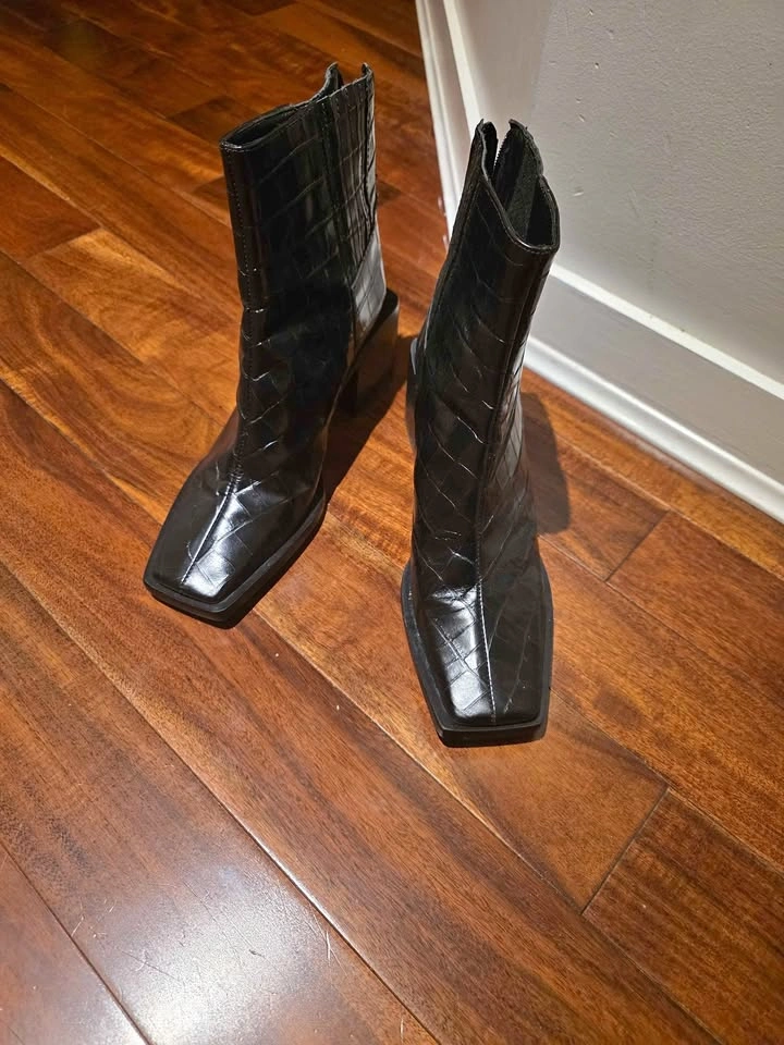 Schutz Croc-Embossed Leather Ankle Boots