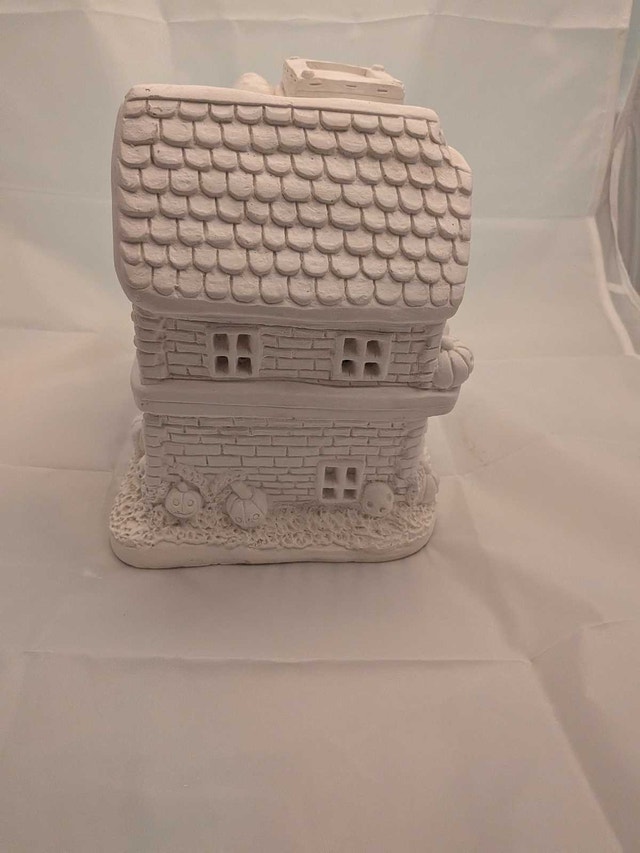 DIY Haunted House Decoration - photo 2