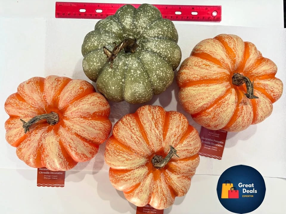 Medium pumpkin decor