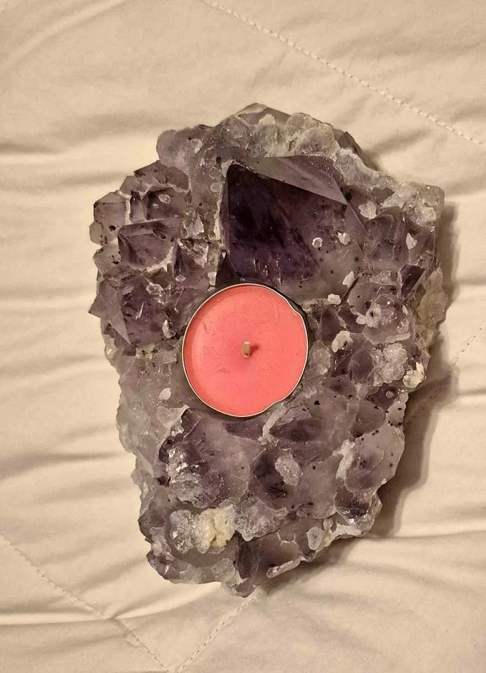 Amythist crystal candle holder (Skokie)