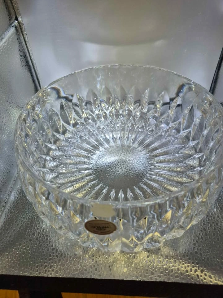 7.5 inch Althea cut Gorham lead crystal bowl with smooth chip - photo 2
