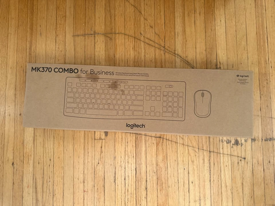 Brand New Logitech MK370 Wireless Keyboard & Mouse Combo – Graph - photo 2