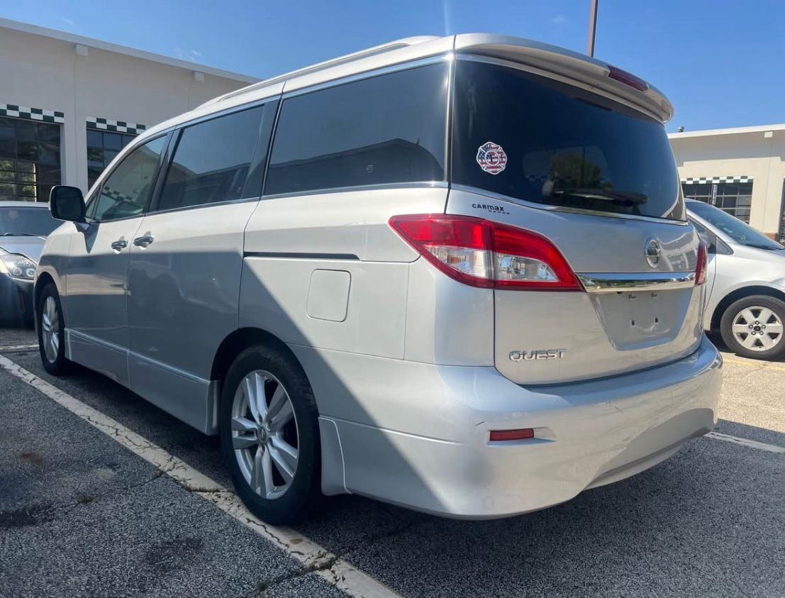 2014 Nissan Quest - photo 4