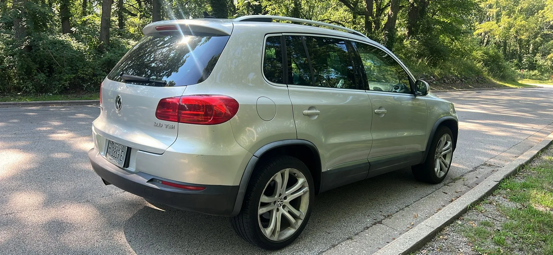 2013 Volkswagen Tiguan image indicator(4)