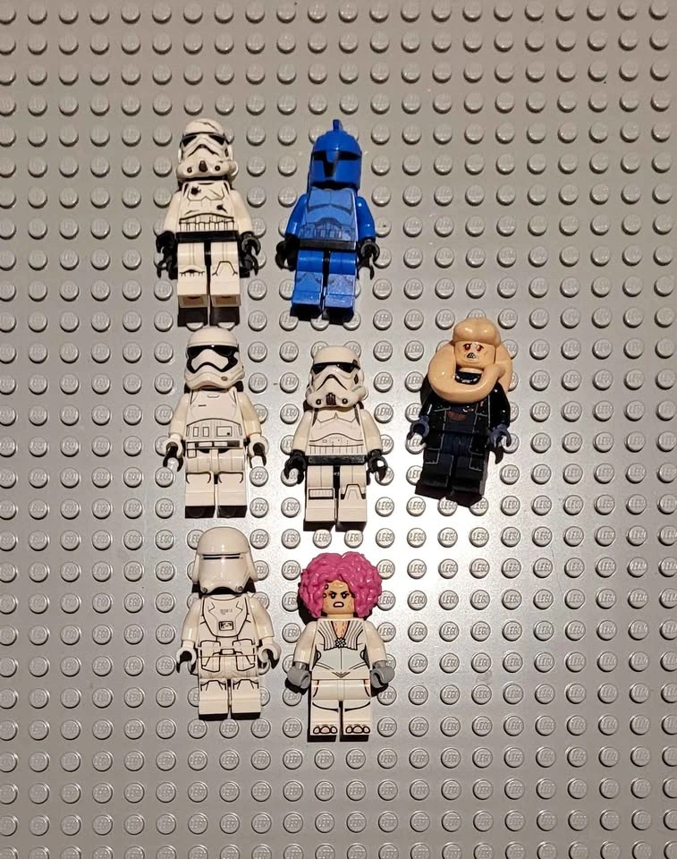 LEGO Star Wars Minifigures Lot of 7!
