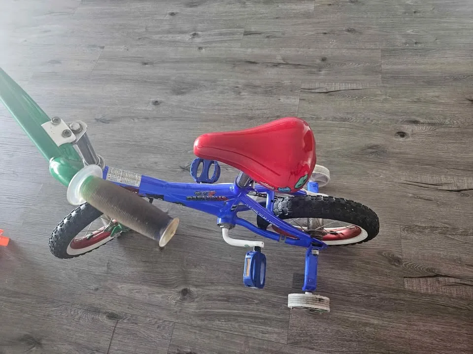 Kids Todller bike 14" Girls and boys image indicator(3)