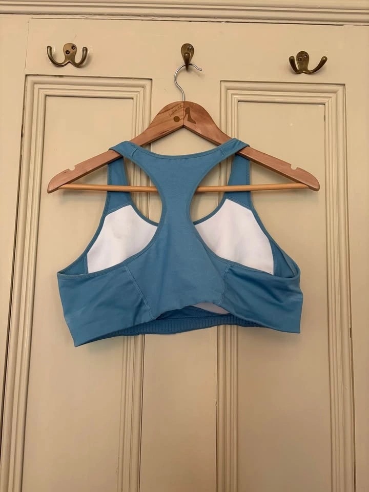 Nike Sports Bra - photo 4
