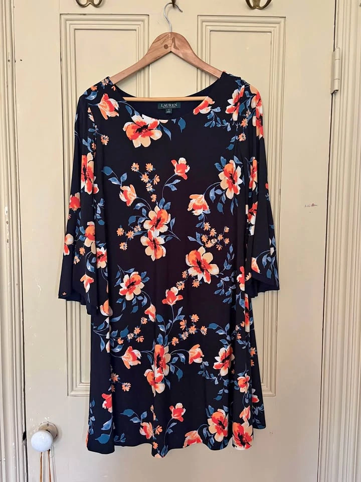 Lauren Ralph Lauren Floral Bell Sleeve Dress Size 16