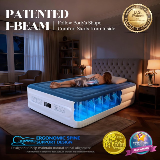 Never Used Air Mattress Queen with Built in Pump