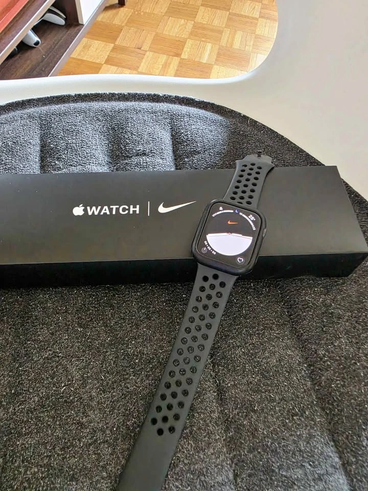 Apple Watch Nike SE (1st Generation)