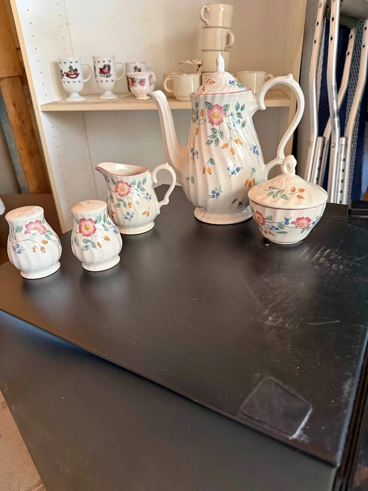 90s Tea set