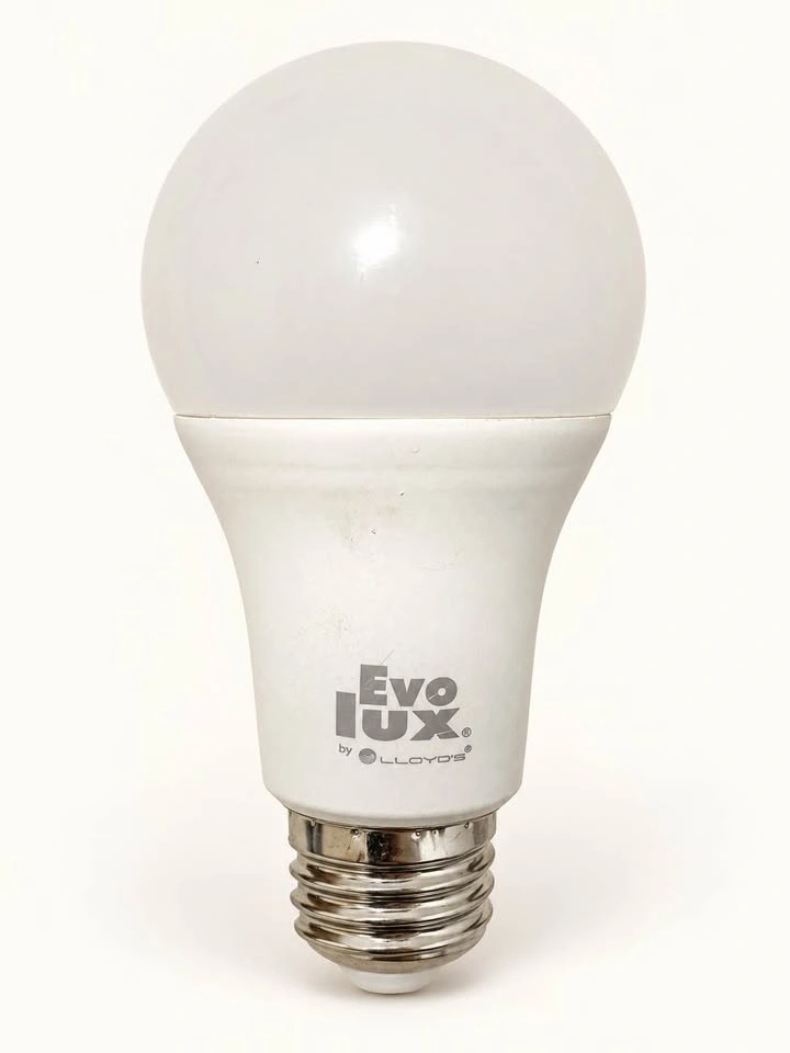 💡 Moving Sale - Lighting & Electronics - photo 5