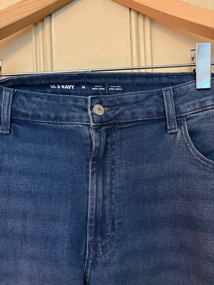 Old Navy Wow Loose High-Rise Jeans Size 18 - photo 2