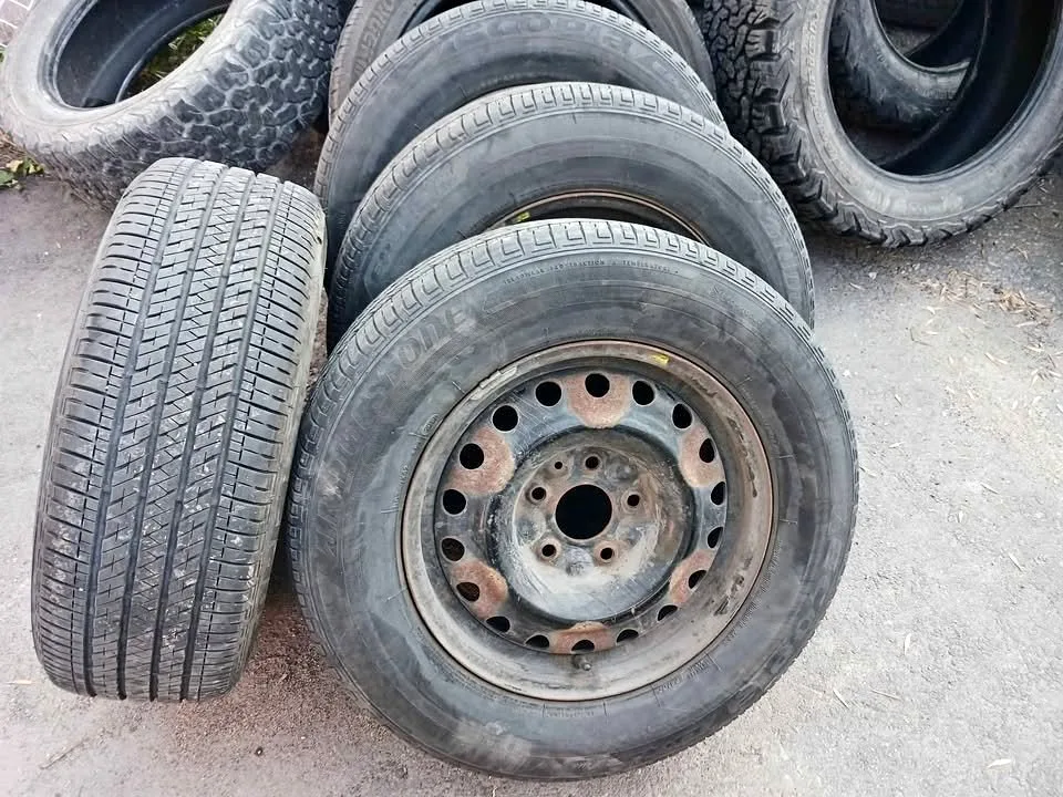 225 65 r16 BRIDGESTONE Tires Dodge Grand Caravan Rims thumbnail