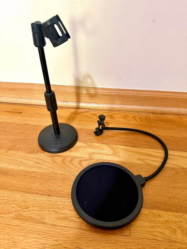 Desktop Microphone Stand with Pop‑Filter - photo 4