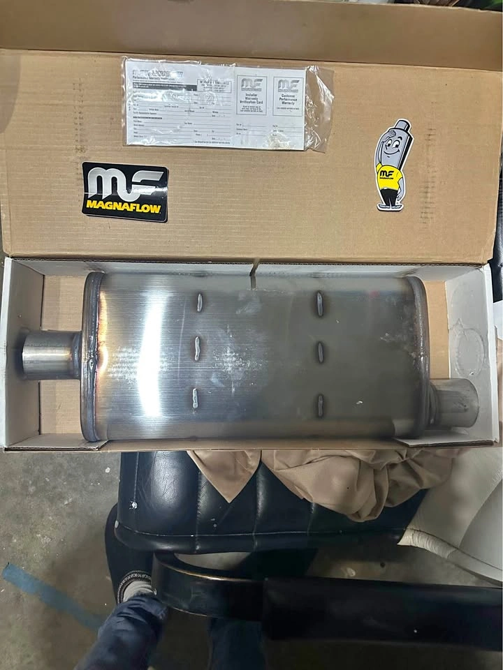 MagnaFlow Universal Muffler