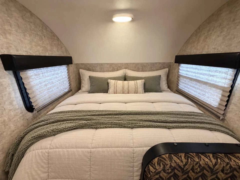 2017 Winnebago Winnie Drop 170S - Towable with SUV - photo 5