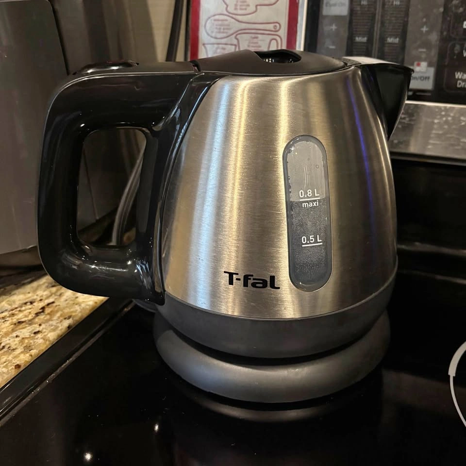 T-fal Electric Kettle 0.8L water capacity