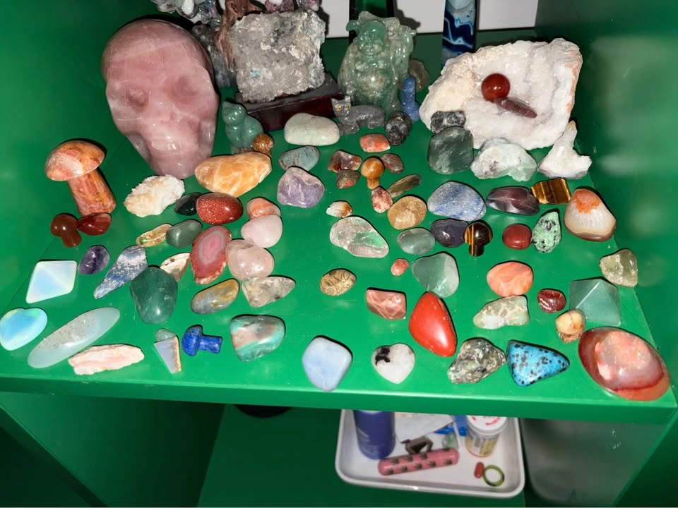 Entire crystal lot - photo 3