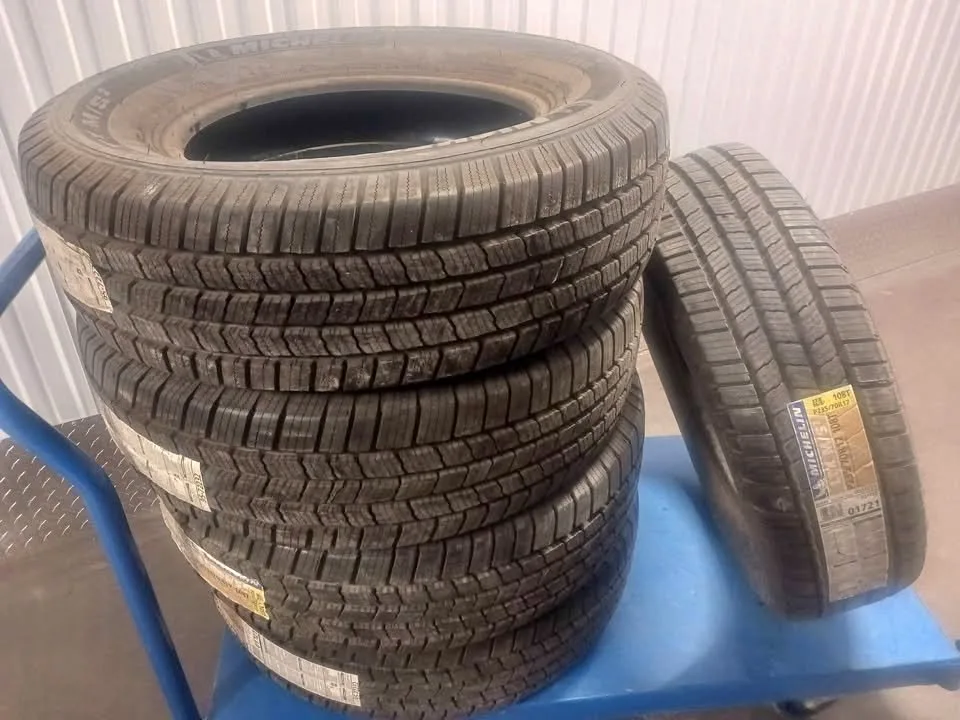 235 70 r17 NEW SET of 5 MICHELIN LTX M/S2 TIRES thumbnail