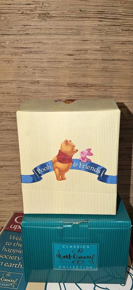 Walt Disney Classics Collection Pooh & Friends Tigger Figurine