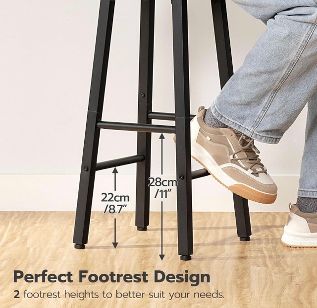 New in Box HOOBRO Bar Stools, 4-Pk, Counter Height 24.8" - photo 5