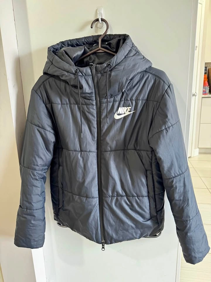 Women’s Nike Jacket