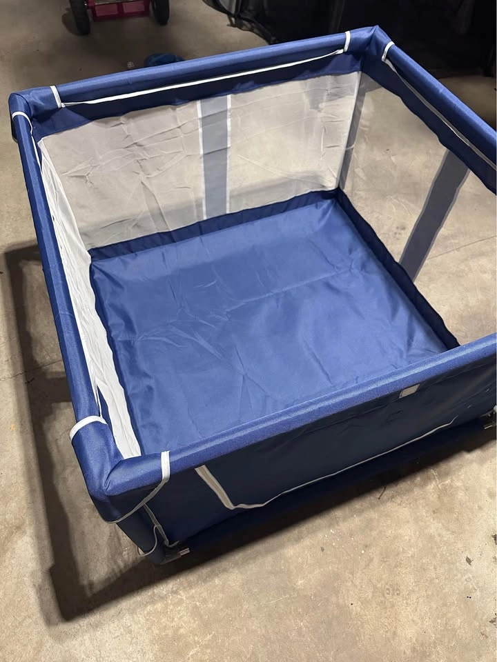 42x42 Inches Puppy Playpen with Gate - photo 2