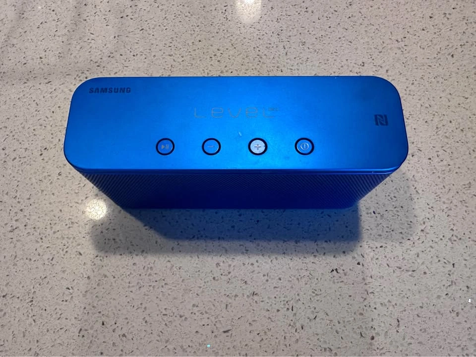 Samsung Level Box Mini Bluetooth Speaker - photo 3