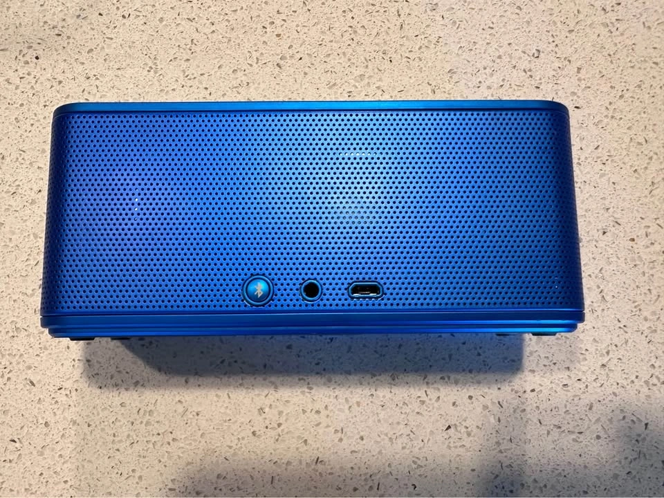 Samsung Level Box Mini Bluetooth Speaker - photo 4