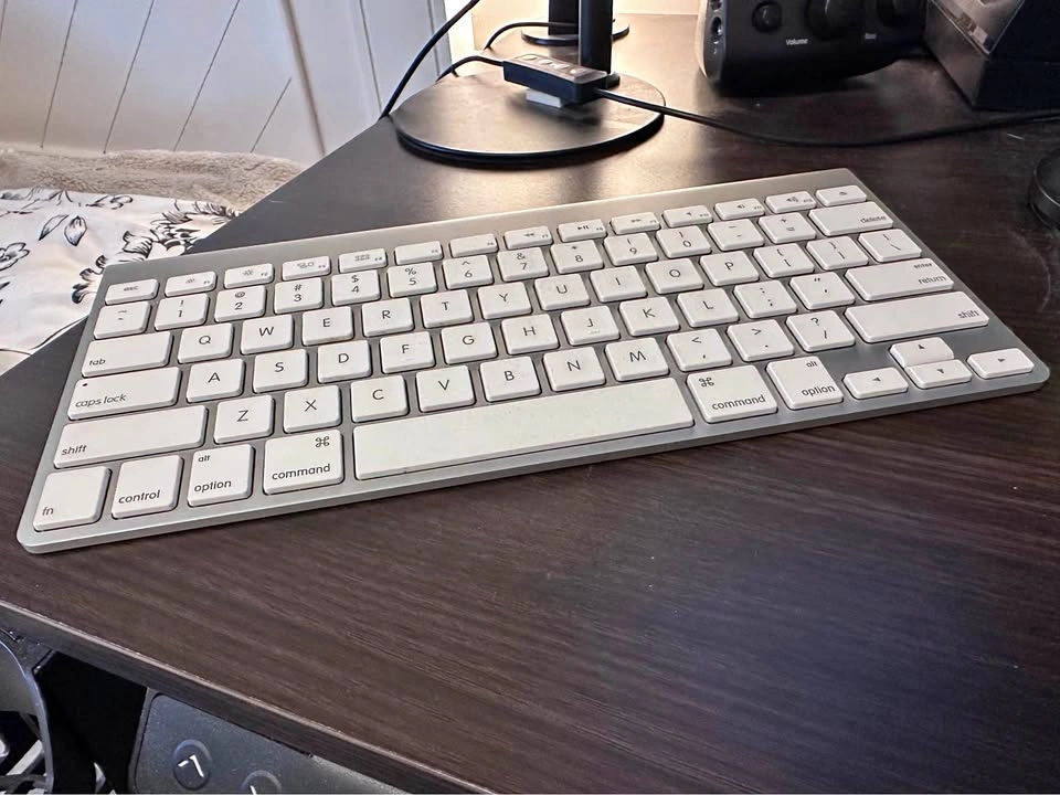 Apple Wireless Keyboard