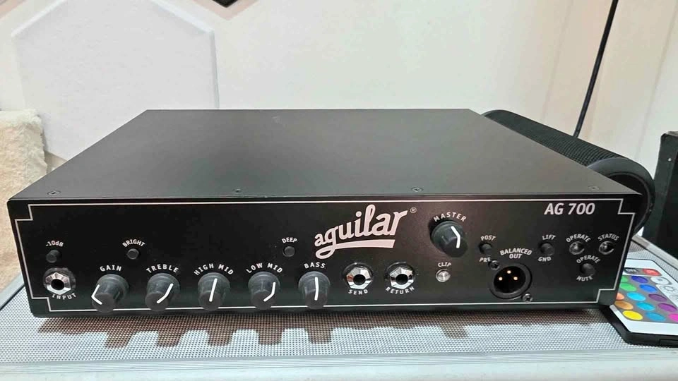 Aguilar AG 700 bass amp