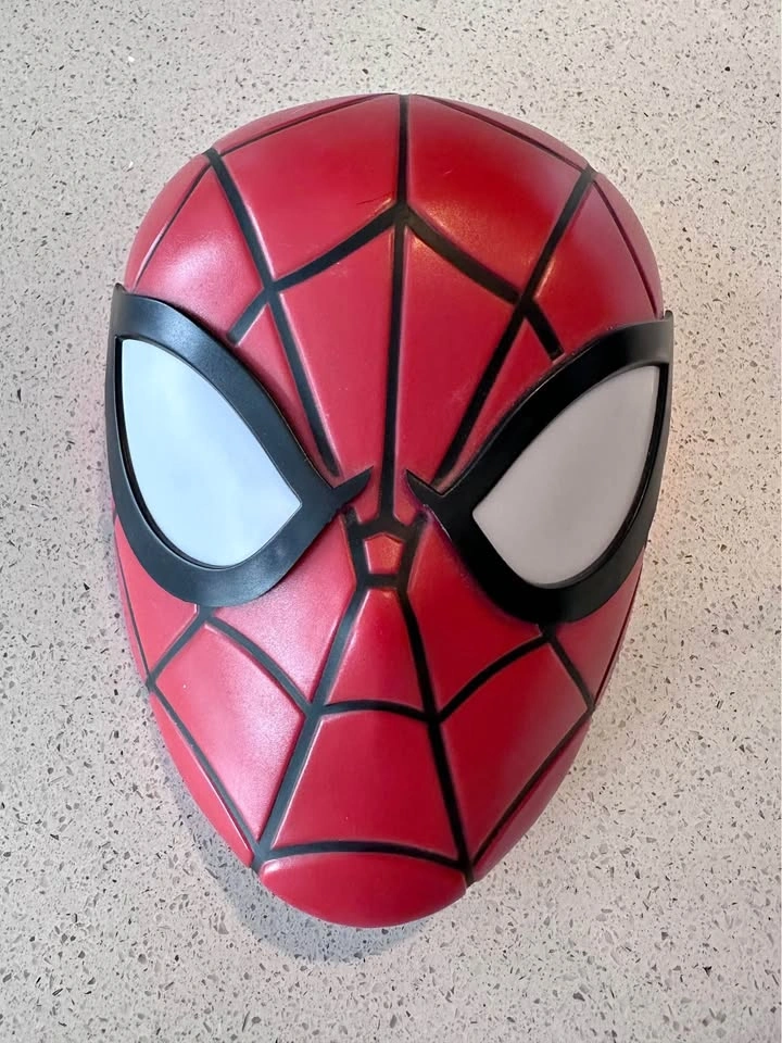 Spider-Man Wall Mount light up face comics