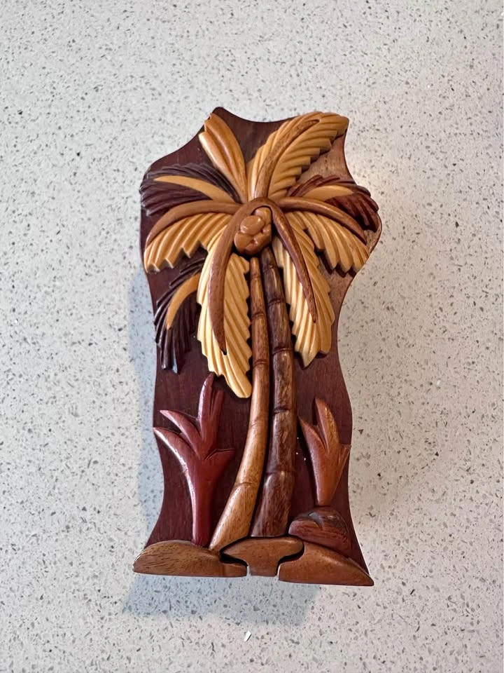 Palm Tree Wooden jewelry box