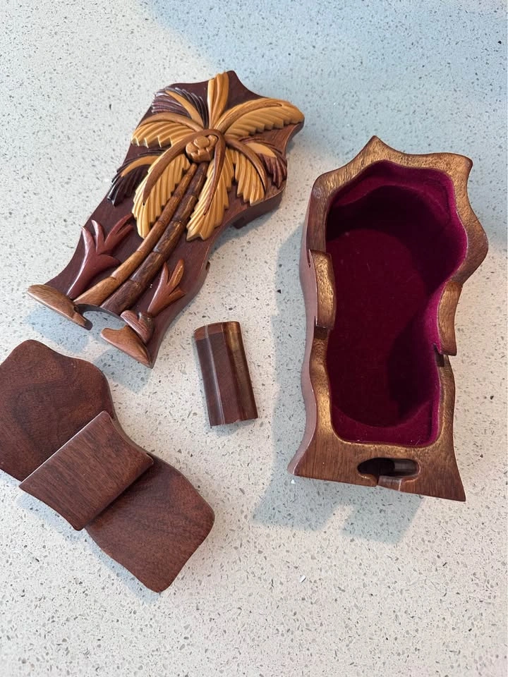 Palm Tree Wooden jewelry box - photo 4