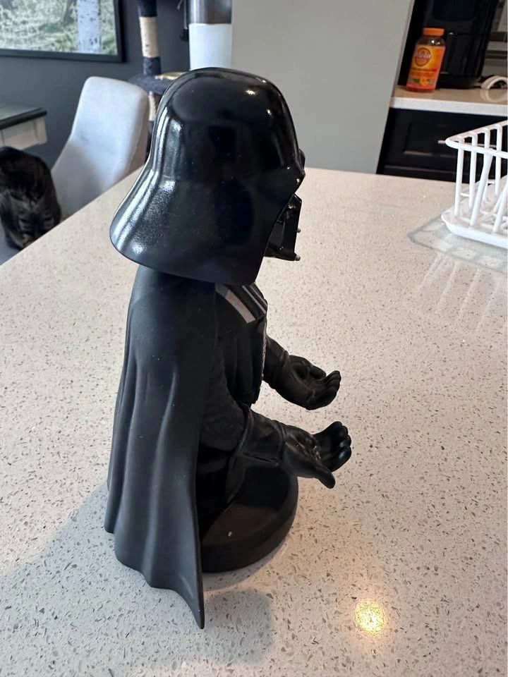 Star Wars Darth Vader gaming remote controller holder - photo 3