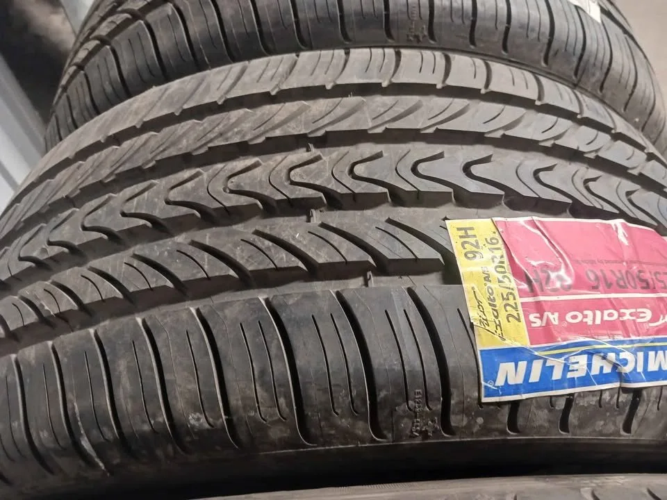 225 50 r16 THREE NEW MICHELIN PILOT EXALTO A/S TIRES image indicator(3)