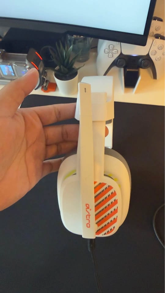 Logitech Astro A10 White Gaming Headset - photo 3