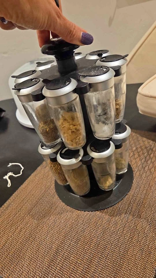 Rotating Spice Rack with Glass Jars