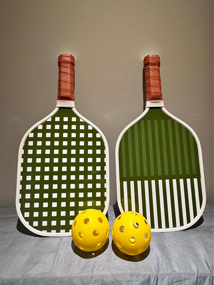 Pickleball Set with 2 Paddles, 2 Balls, and Mesh Bag