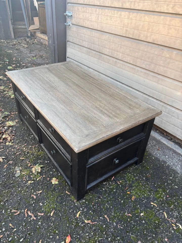 Lift-Top Coffee Table with Storage and 4 drawers - Ashley Furnit - photo 5