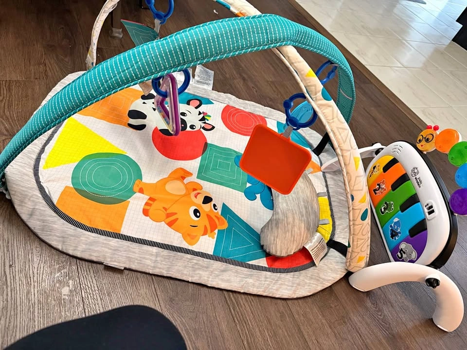 Baby Einstein 4-in-1 Kickin' Tunes Music and Language Play Gym