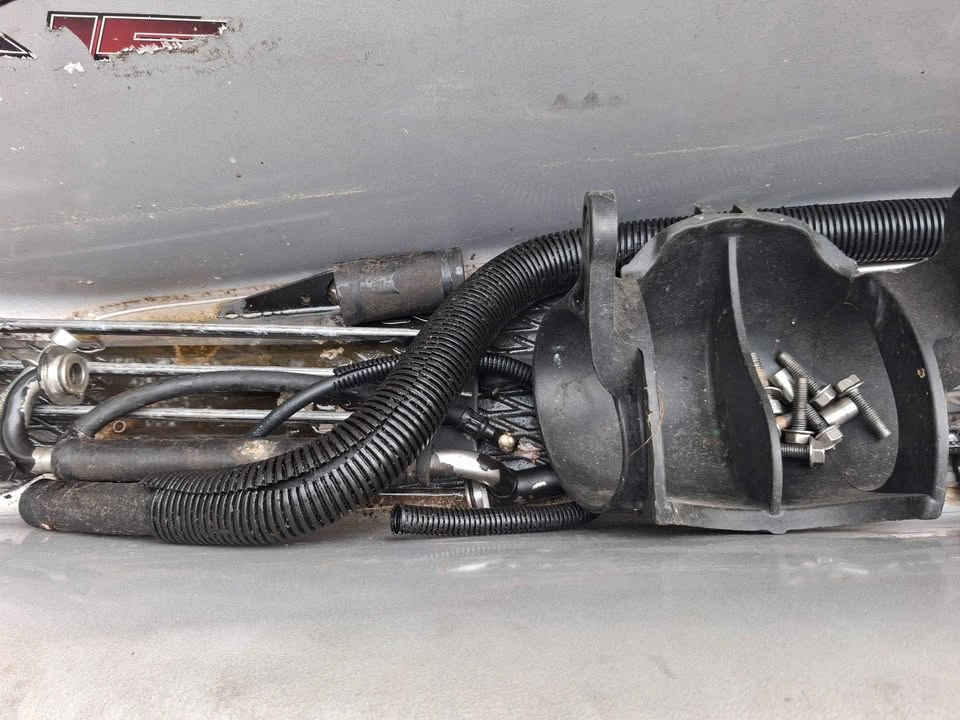 2003 Polaris MSX Turbo Four Stroke Jet Ski (Parts or project) - photo 5