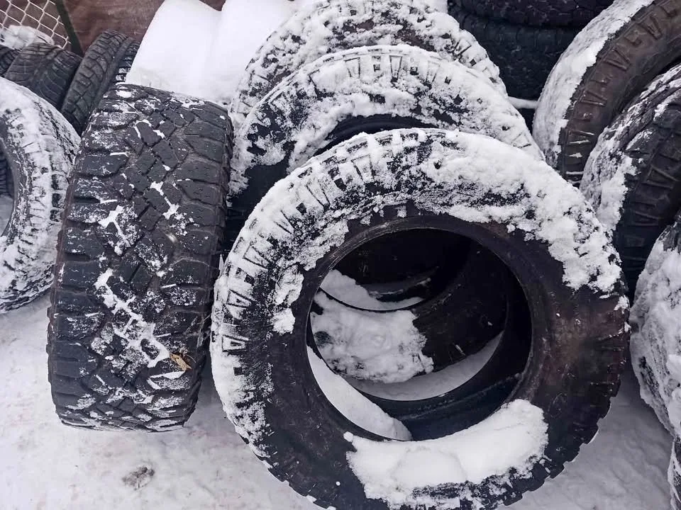 LT 295 65 r18 Goodyear Wrangler Duratrac Tires thumbnail