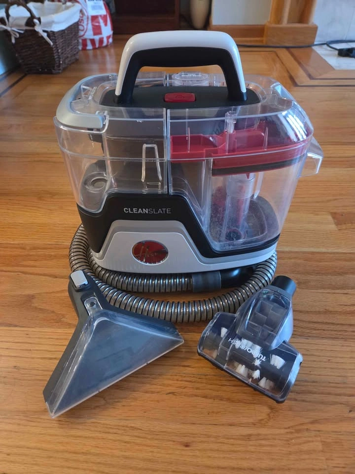 Hoover Portable Carpet Cleaner/Stain Remover Vacuum - photo 3