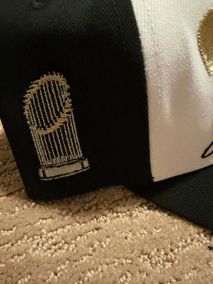 Brand New LA Dodgers Championship Hat and Shirt - photo 4