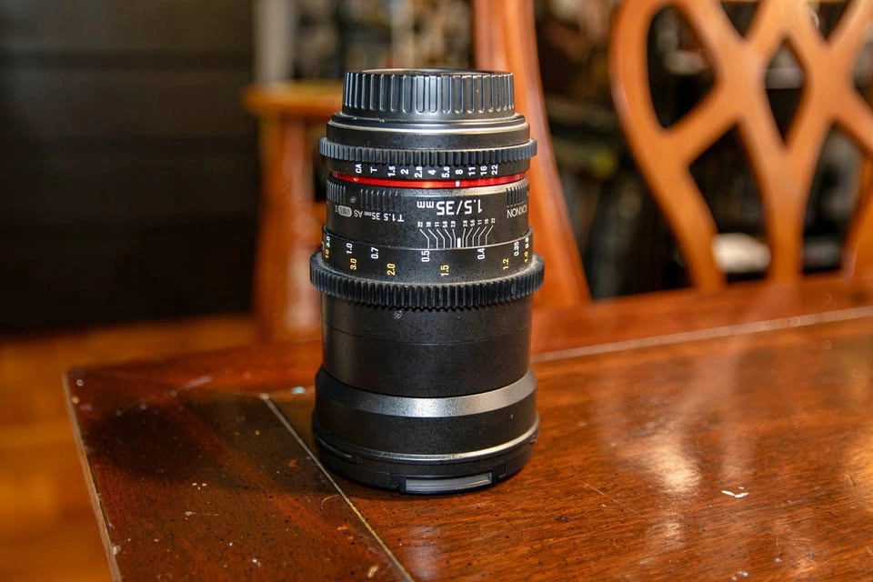 Rokinon DS35M-C 35mm T1.5 AS IF UMC Full Frame Cine lens